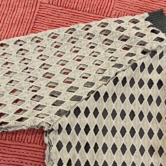 Zara crochet Gray Textured Sweater with liner - Picture 12 of 15